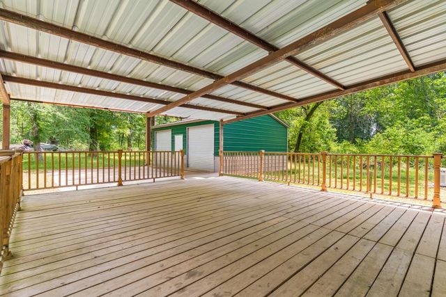 1193 Cowpen Road, Karnack, TX 75661