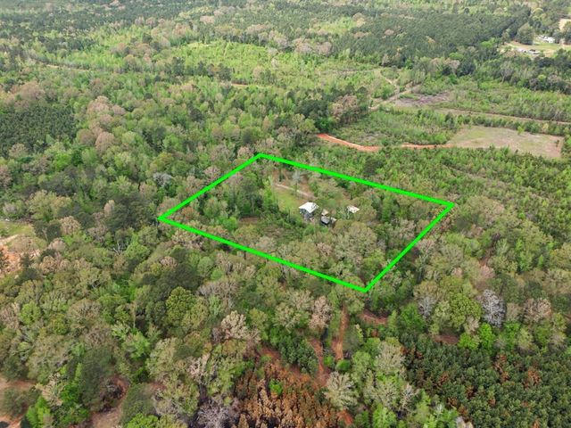 1193 Cowpen Road, Karnack, TX 75661
