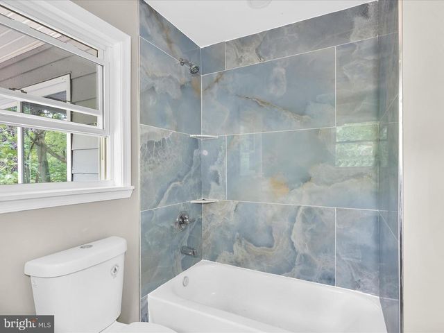 360 NOTTINGHAM RD, Elkton, MD 21921