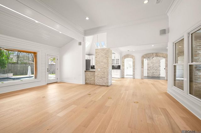 8100 Old Hammond Hwy, Baton Rouge, LA 70809