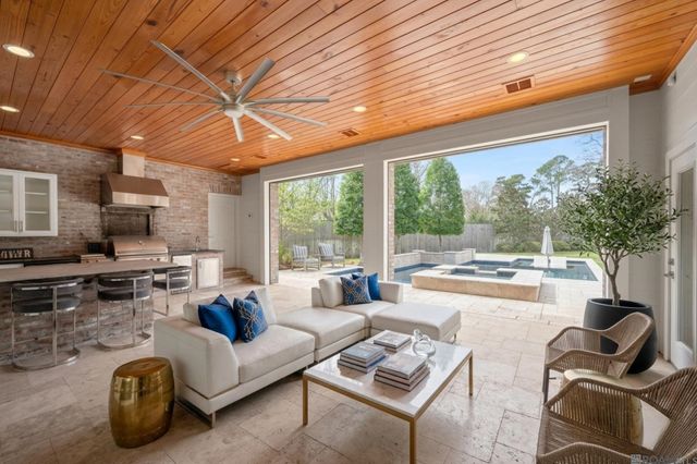 8100 Old Hammond Hwy, Baton Rouge, LA 70809