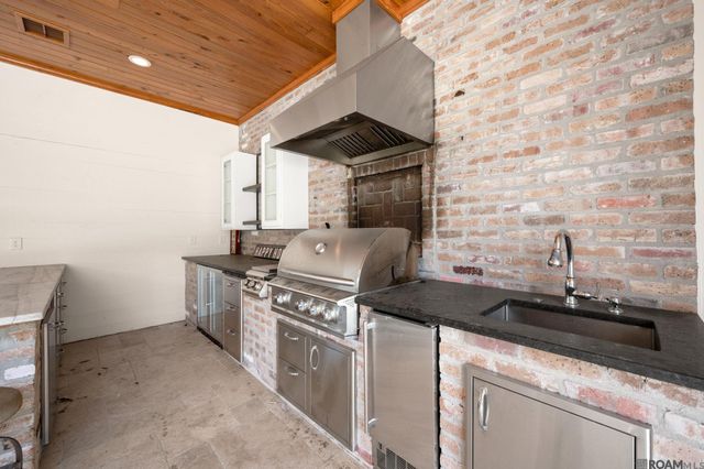 8100 Old Hammond Hwy, Baton Rouge, LA 70809