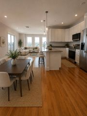 26 Pearl St 607, Framingham, MA 01702