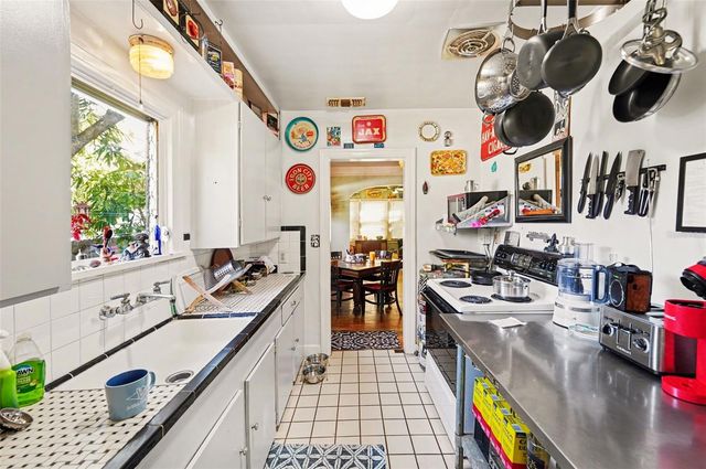 1228 15TH STREET N, St Petersburg, FL 33705