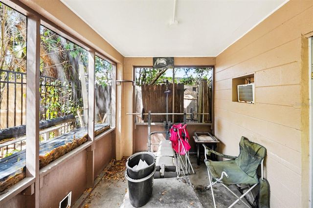 1228 15TH STREET N, St Petersburg, FL 33705