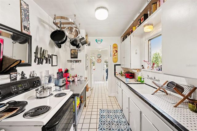 1228 15TH STREET N, St Petersburg, FL 33705