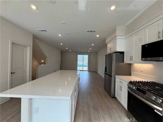 652 E Fourth Street, Pomona, CA 91766