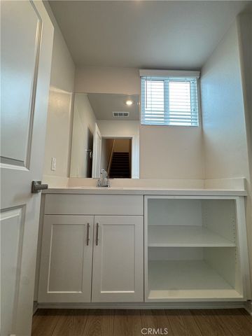652 E Fourth Street, Pomona, CA 91766