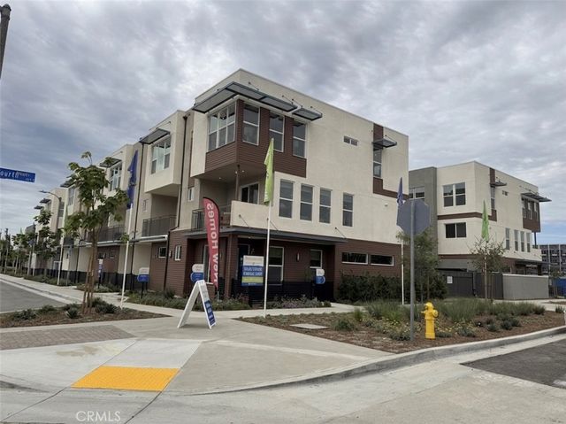 652 E Fourth Street, Pomona, CA 91766