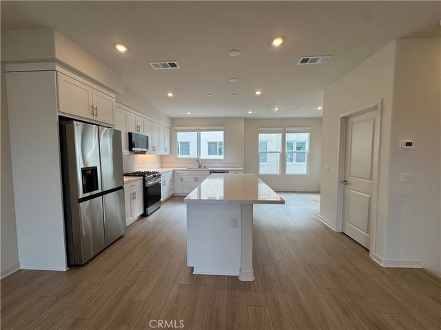 652 E Fourth Street, Pomona, CA 91766