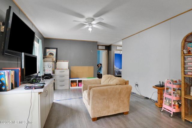 4527 BONDARENKO Road, Keystone Heights, FL 32656