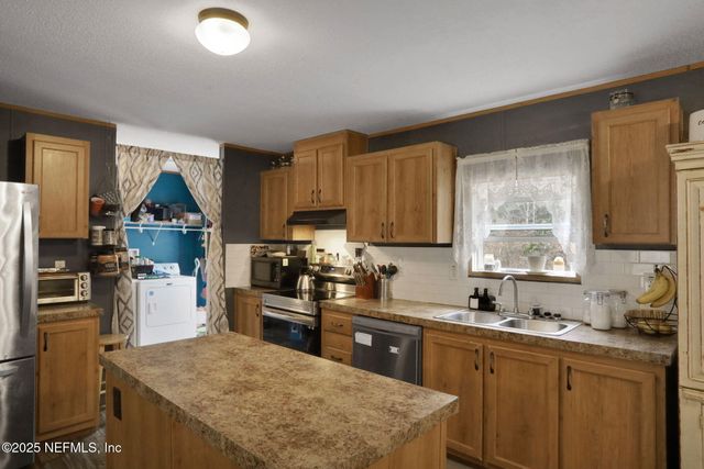 4527 BONDARENKO Road, Keystone Heights, FL 32656