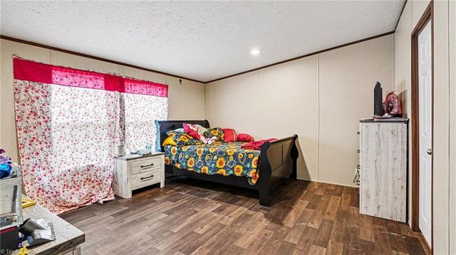 380 Avenue J, Lexington, NC 27292