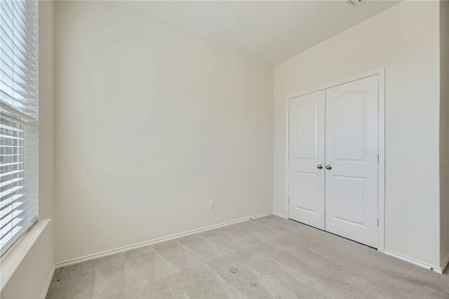 288 Eves Necklace DR, Buda, TX 78610