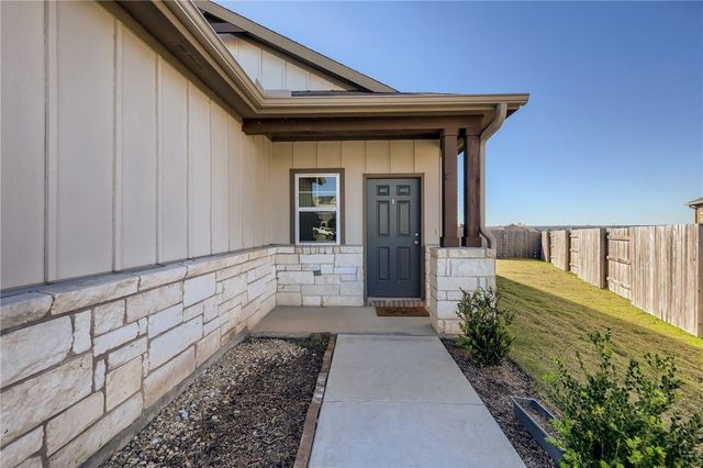 288 Eves Necklace DR, Buda, TX 78610