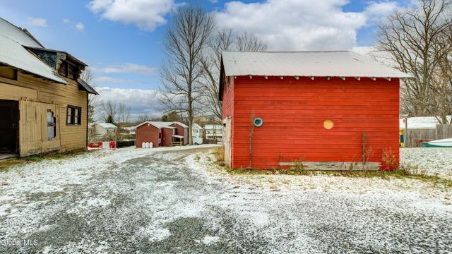 34 N Main Street, Mayfield, NY 12117