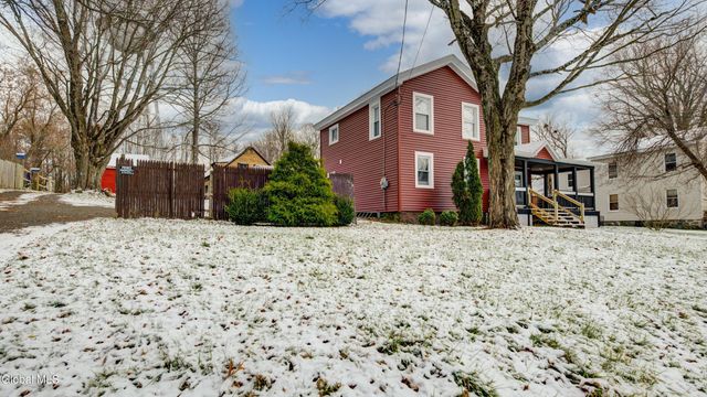 34 N Main Street, Mayfield, NY 12117