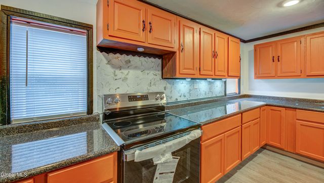 34 N Main Street, Mayfield, NY 12117