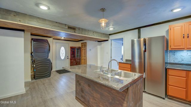 34 N Main Street, Mayfield, NY 12117