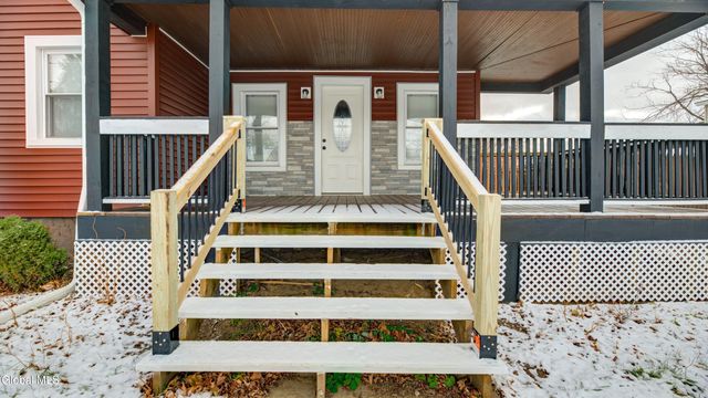 34 N Main Street, Mayfield, NY 12117