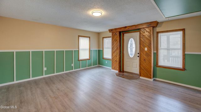 34 N Main Street, Mayfield, NY 12117