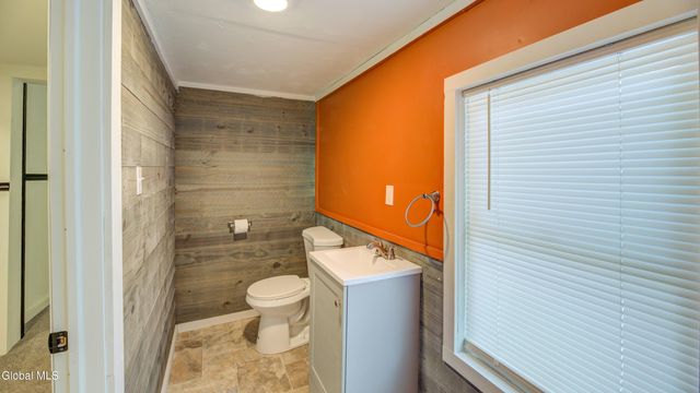 34 N Main Street, Mayfield, NY 12117