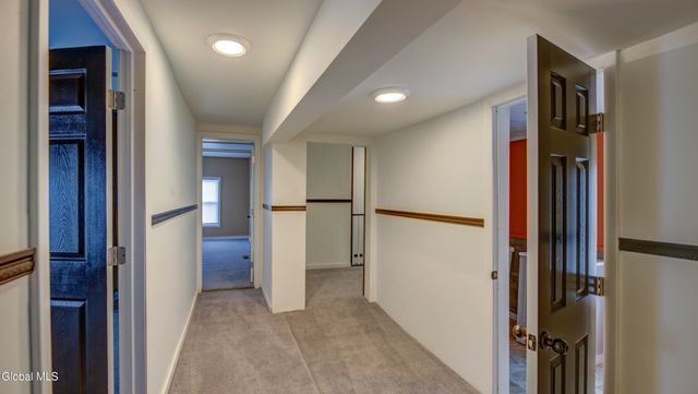 34 N Main Street, Mayfield, NY 12117