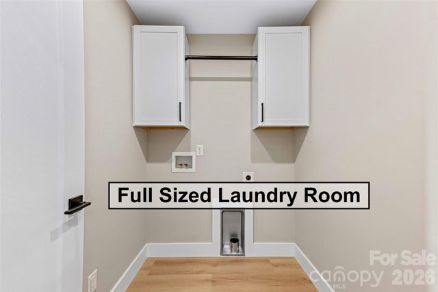 634 Beehive Road, Hendersonville, NC 28792