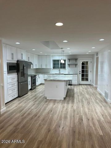13001 N 65 Drive, Glendale, AZ 85304