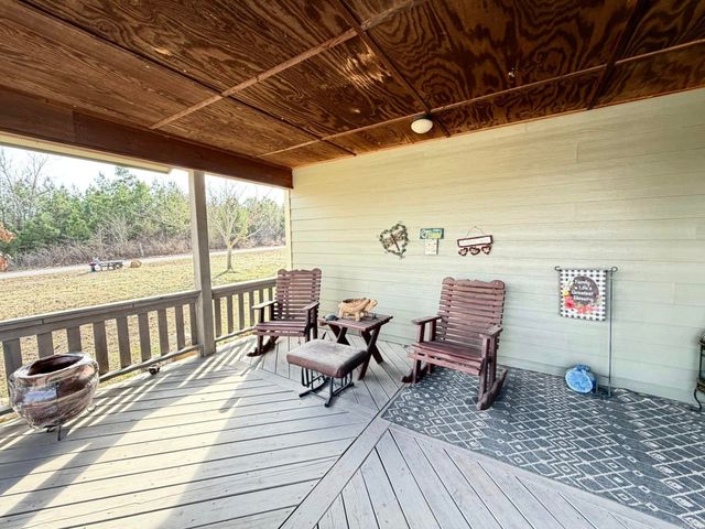 2096 QMC Road, Mountain View, AR 72560