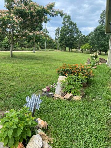 2096 QMC Road, Mountain View, AR 72560