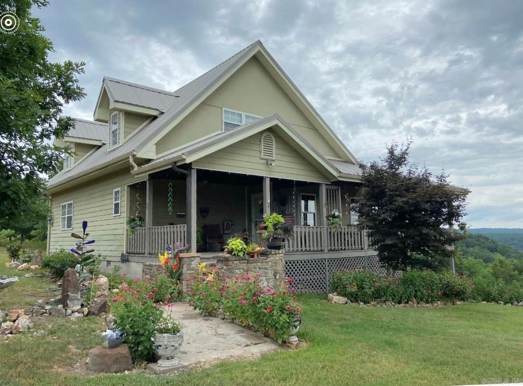 2096 QMC Road, Mountain View, AR 72560