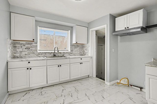 11560 Christy Street, Detroit, MI 48205