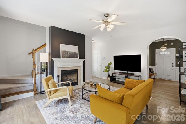 9511 Long Hill Drive, Charlotte, NC 28214