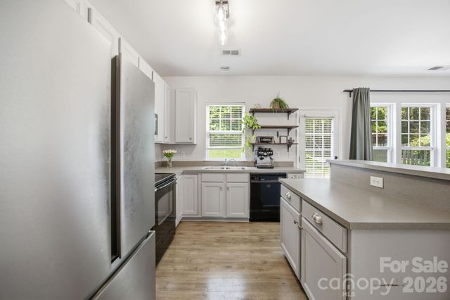 9511 Long Hill Drive, Charlotte, NC 28214