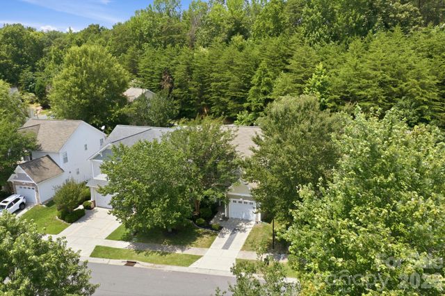 9511 Long Hill Drive, Charlotte, NC 28214