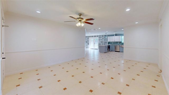 502 Moody Avenue, League City, TX 77573