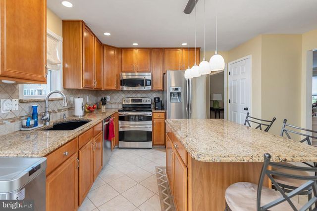 7 CARDIGAN CT, Sewell, NJ 08080