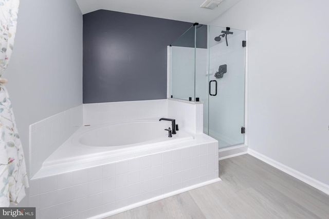 7 CARDIGAN CT, Sewell, NJ 08080