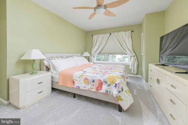 7 CARDIGAN CT, Sewell, NJ 08080