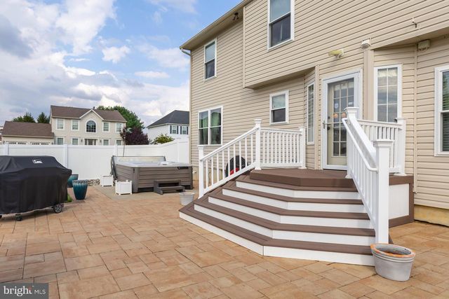 7 CARDIGAN CT, Sewell, NJ 08080