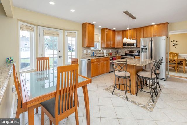 7 CARDIGAN CT, Sewell, NJ 08080