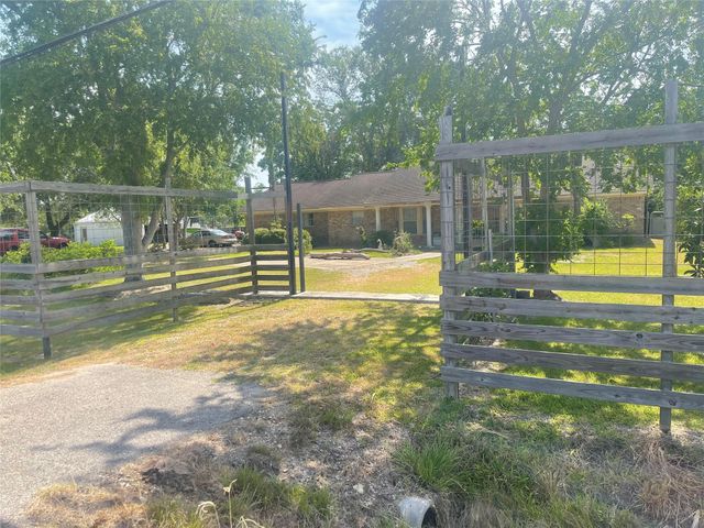 16719 Mclean Road, Pearland, TX 77584