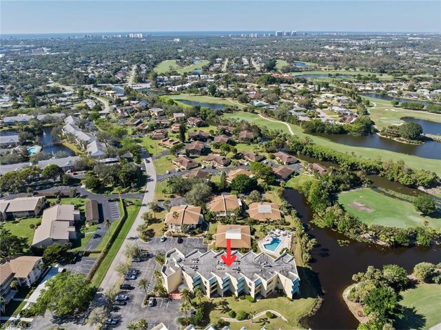 955 Palm View Dr Apt 307, Naples, FL 34110