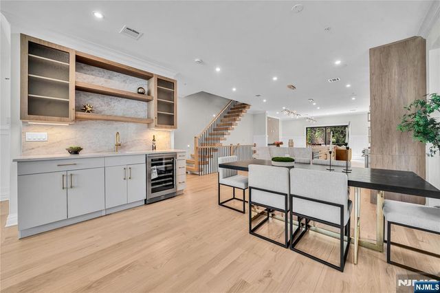 306 Coolidge Avenue, Fort Lee, NJ 07024
