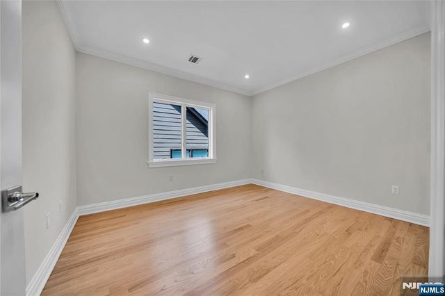 306 Coolidge Avenue, Fort Lee, NJ 07024