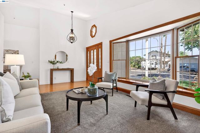 349 Ann Ct, Livermore, CA 94550