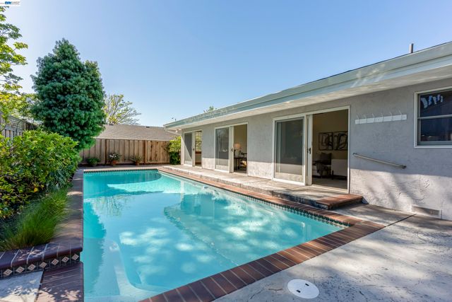 349 Ann Ct, Livermore, CA 94550