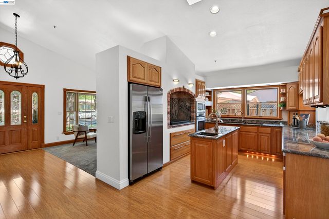 349 Ann Ct, Livermore, CA 94550