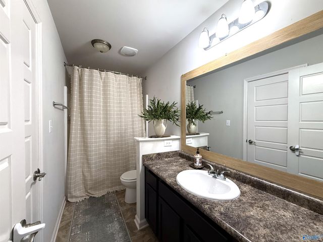 3518 Avalon Lake Drive, Madison, AL 35756